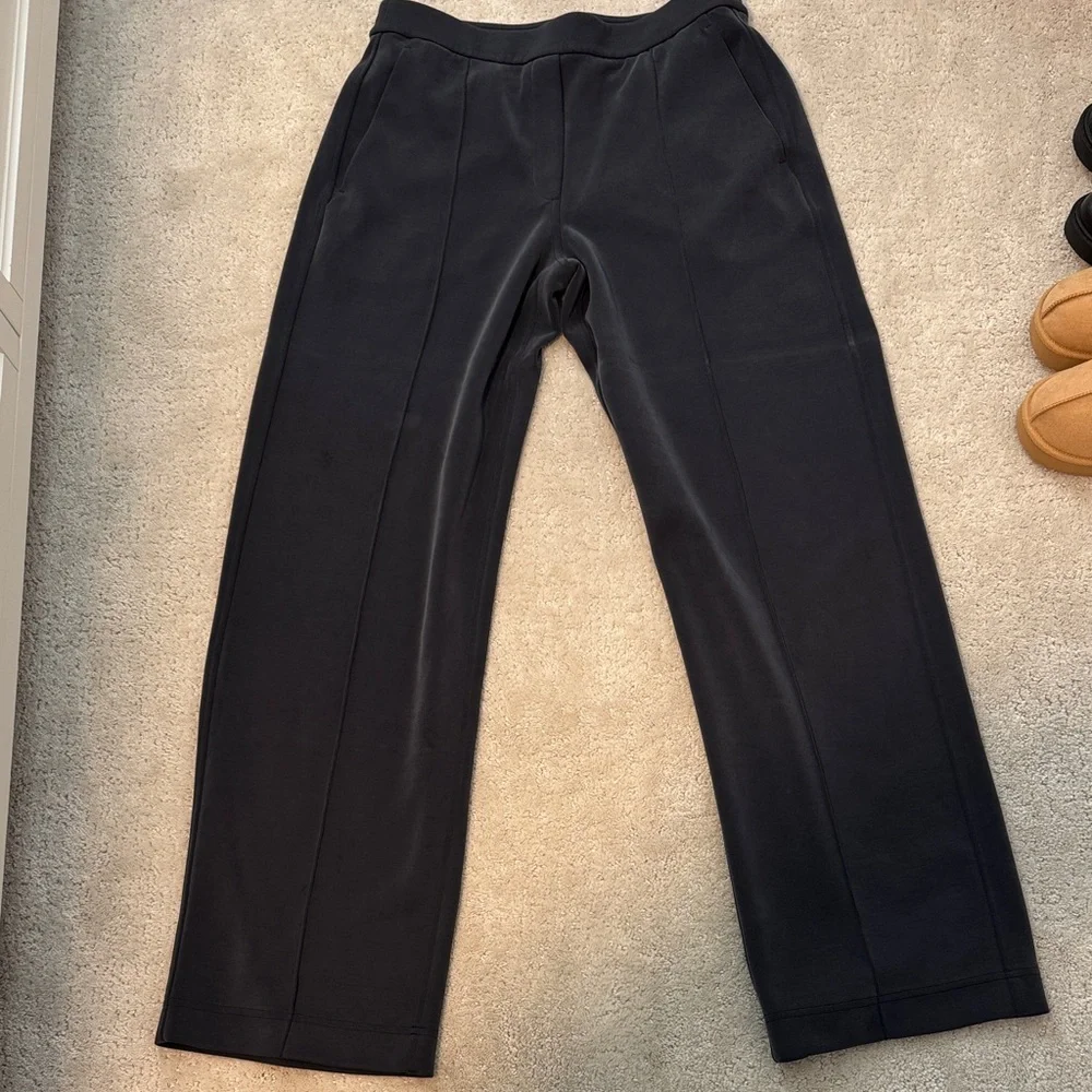 Lululemon Womens Black wide leg sweatpant - Picture 1 of 6
